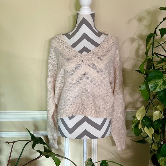 Lelis Collection Off The Shoulder V Neck Sweater - Size Medium - Picture 1 of 3